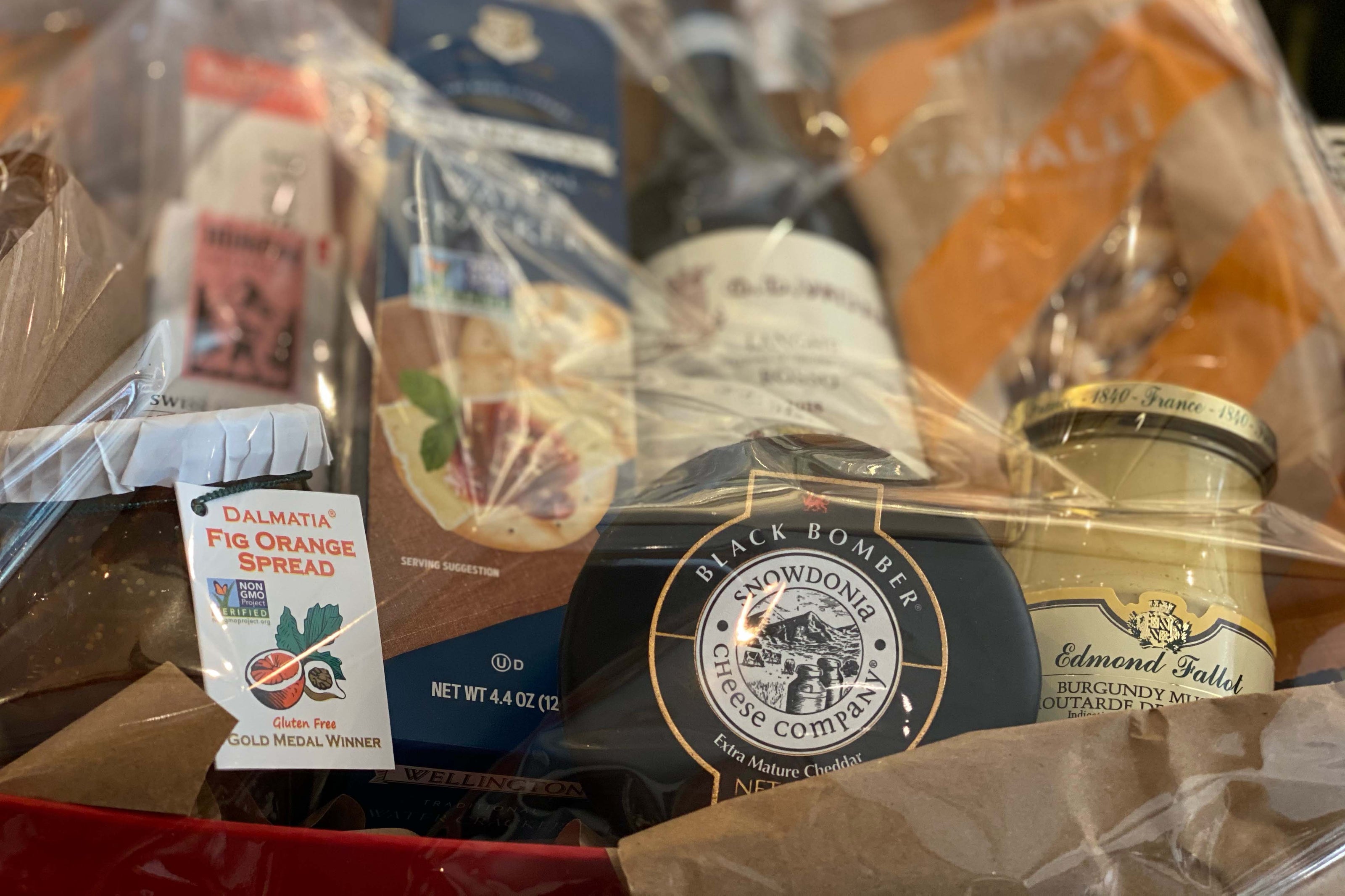 396217A3-E64A-4B33-9E59-2410D26C6DD3_1_201_a - Diane Gross.jpg__PID:56fdb649-9589-4c06-804c-d9d4ff835480