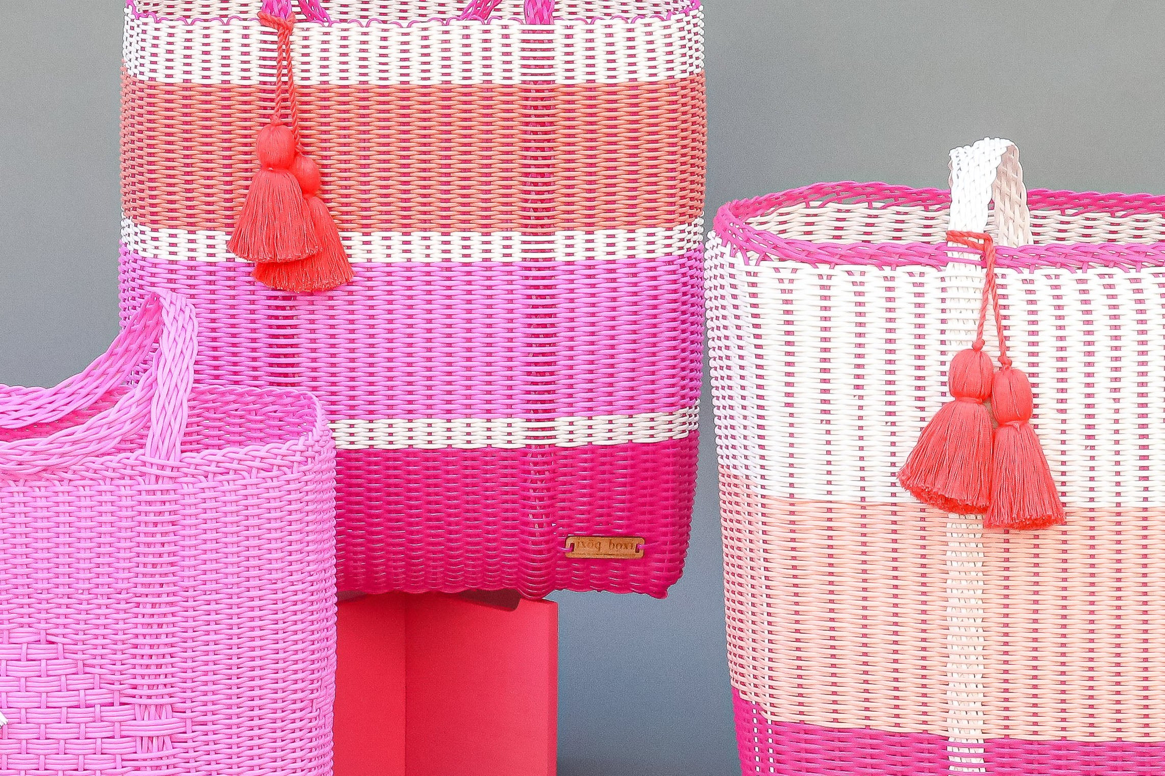 DCShopSm-ixoq-image2 - ixöq ~ katie leary sebastian.jpg__PID:c7046293-0f34-4d38-b2fb-b0476359d8f1