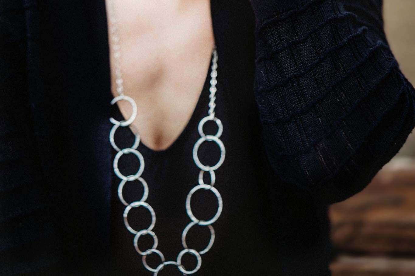 GEONecklace2.jpg__PID:a573b49d-e511-472f-8677-8989274df172