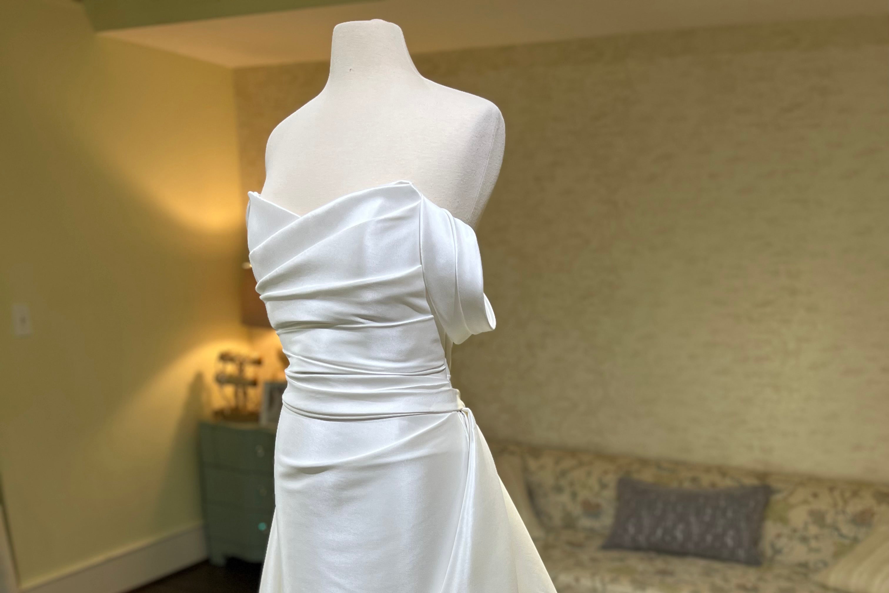 IMG_7974 - Appointments Modern Trousseau.jpg__PID:068b0794-35b1-4ac6-a5da-a15396697445