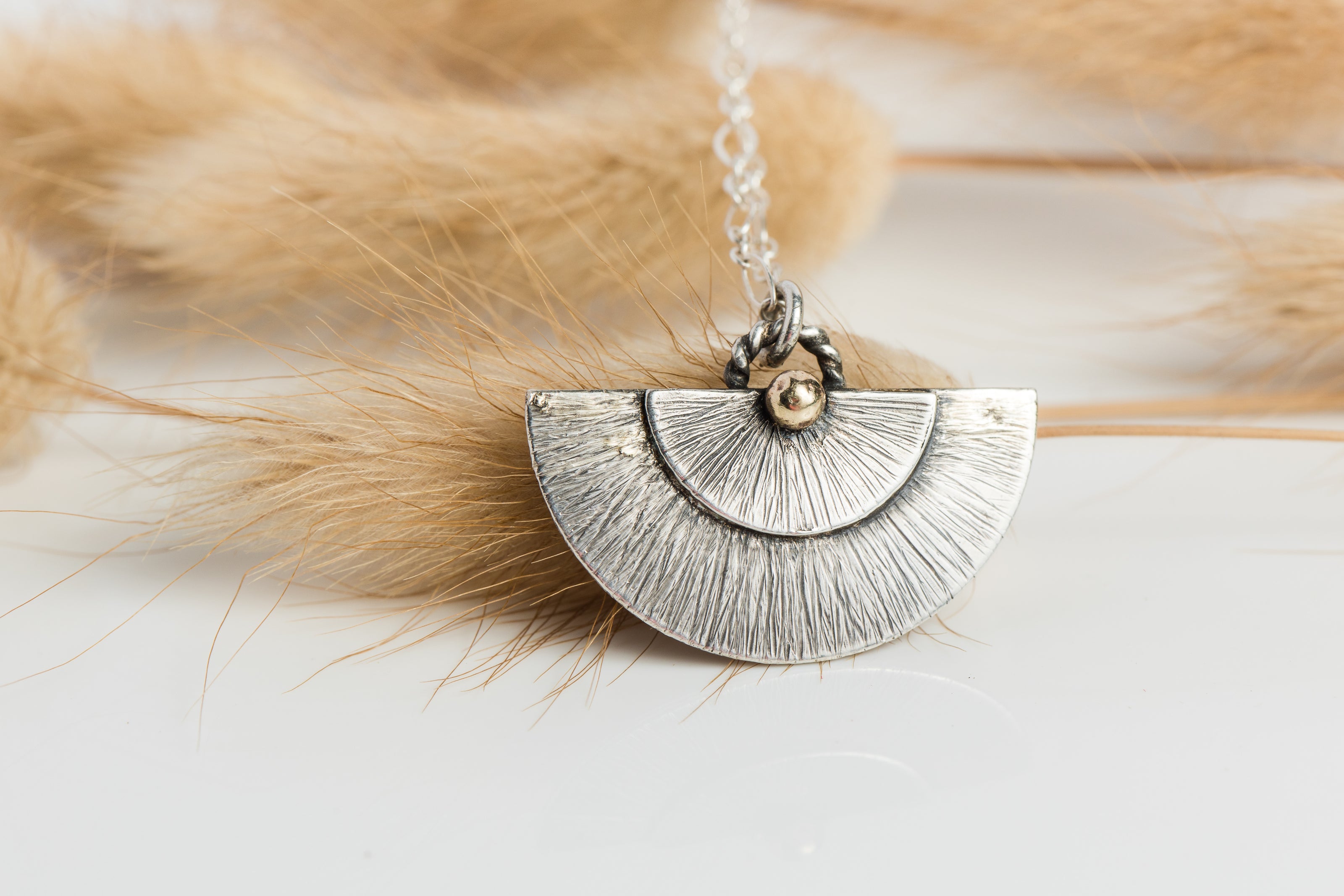 Metal and Stone_22-75001 - Lisette Bez.jpg__PID:819dc0dd-780e-44a4-b4a9-d2805617bbf7