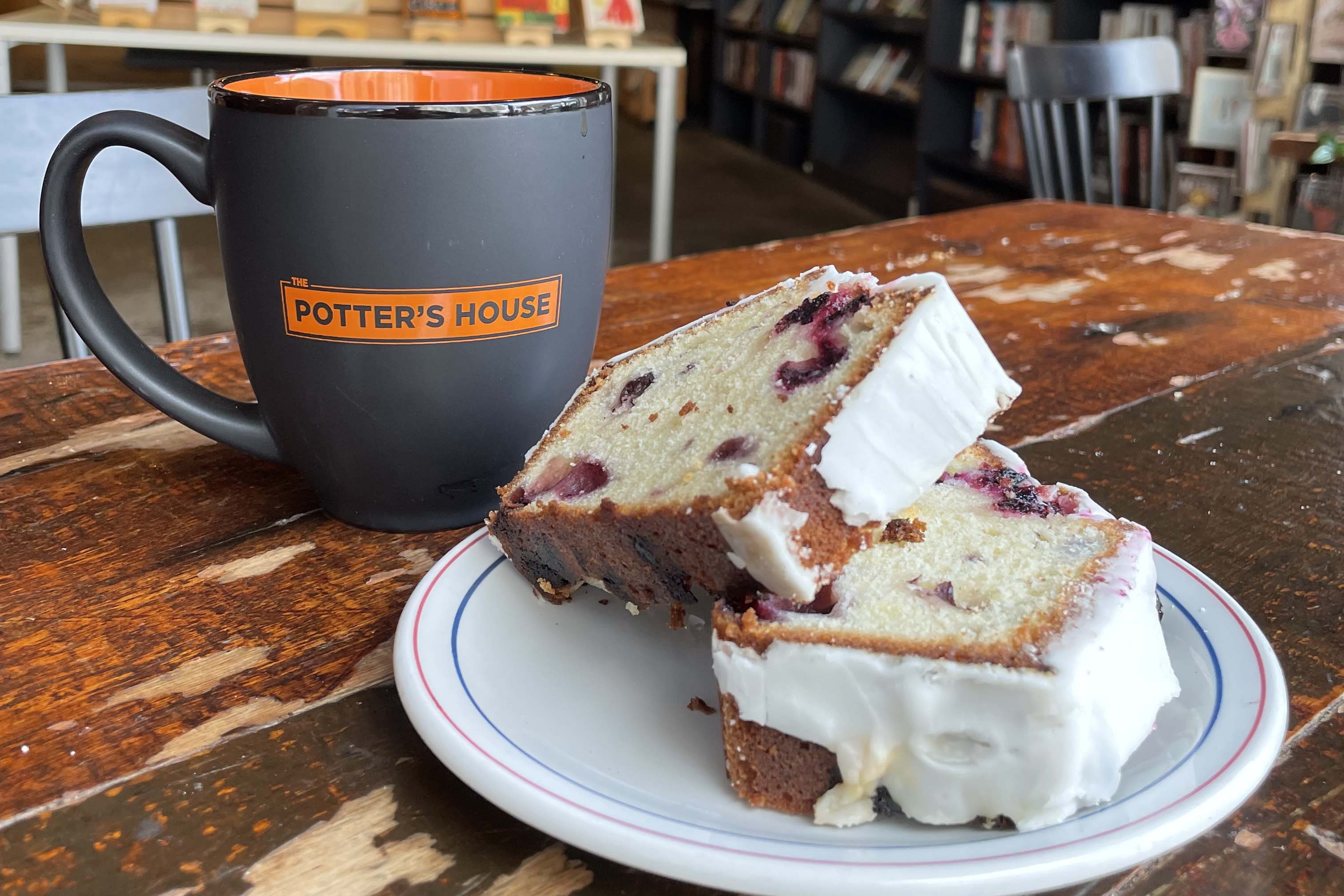 PottersHouseDC_ShopSm2022_coffeestoreshot_101922 - Andrea Lewis.jpg__PID:ac0668d5-d194-4756-9e5d-7300af14ef1e